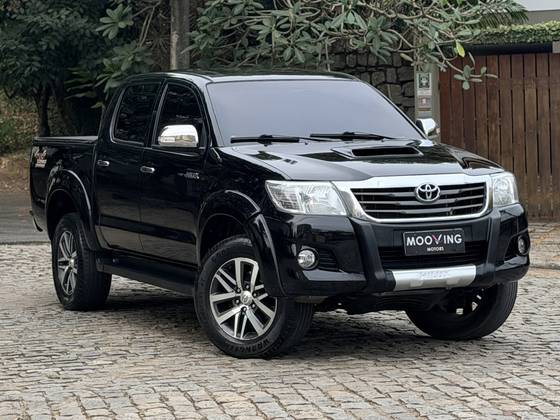 TOYOTA HILUX 3.0 SRV 4X4 CD 16V TURBO INTERCOOLER DIESEL 4P AUTOMÁTICO TOYOTA HILUX 3.0 SRV 4X4 CD 16V TURBO INTERCOOLER DIESEL 4P AUTOMÁTICO